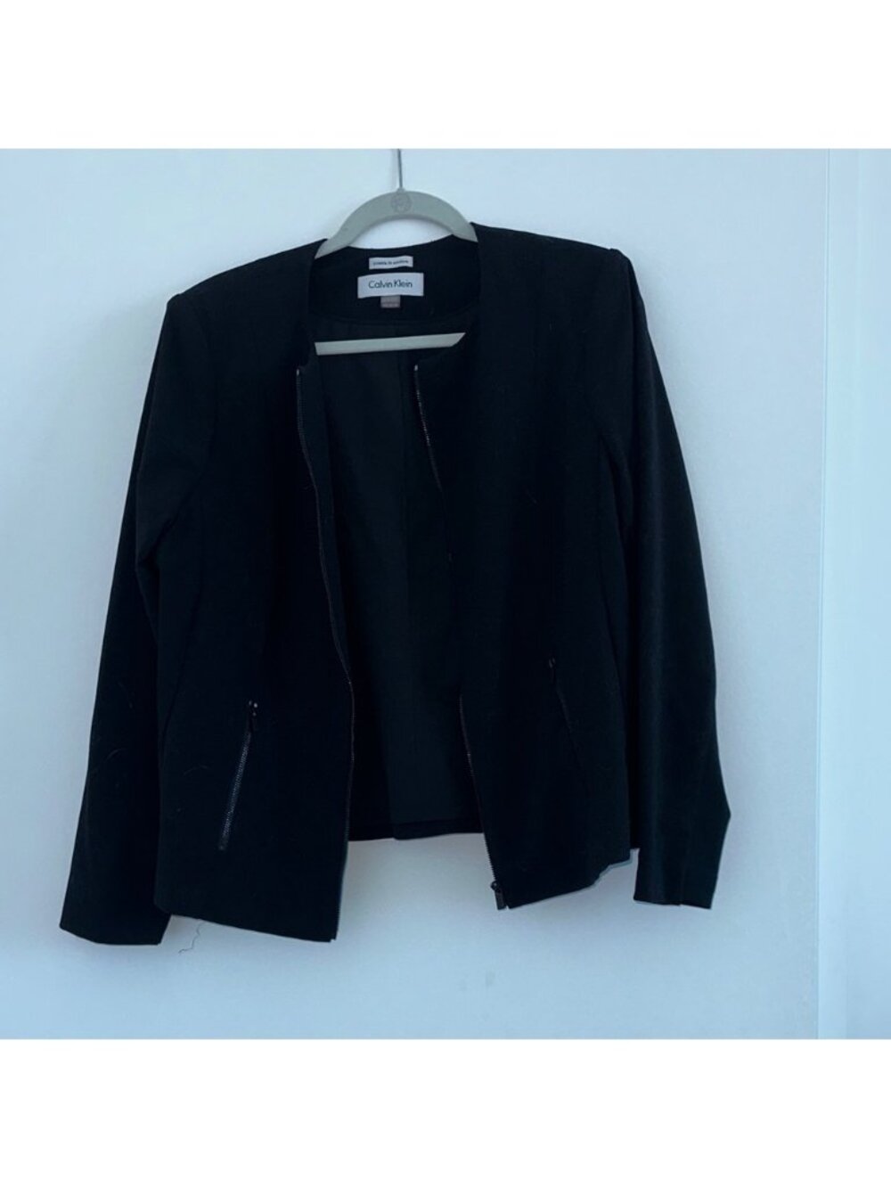 Calvin Klein Women's Black Blazer invisible fit solutions